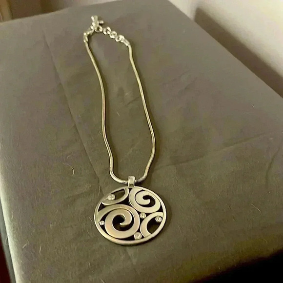 Brighton Jewelry - Brighton London Groove Silver Pendant Contempo Necklace 18" with pouch